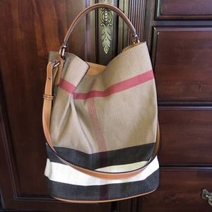 New Burberry Ashby Medium Check Print Tote Bag